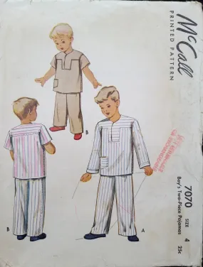 1947 McCall Vintage Sewing Pattern 7070 - Boy Pajama - Size 4