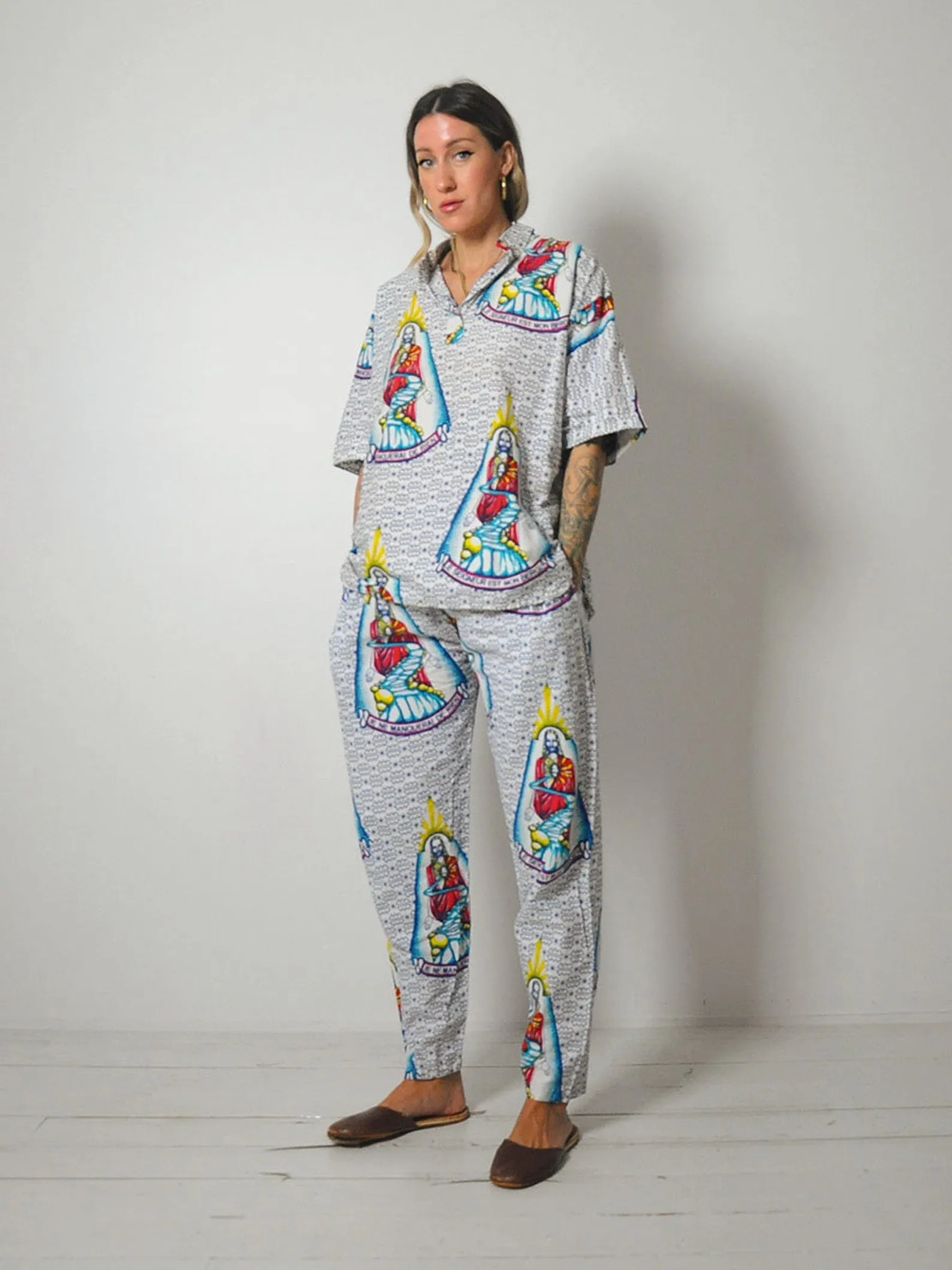 1970's Novelty Jesus Print Pajamas