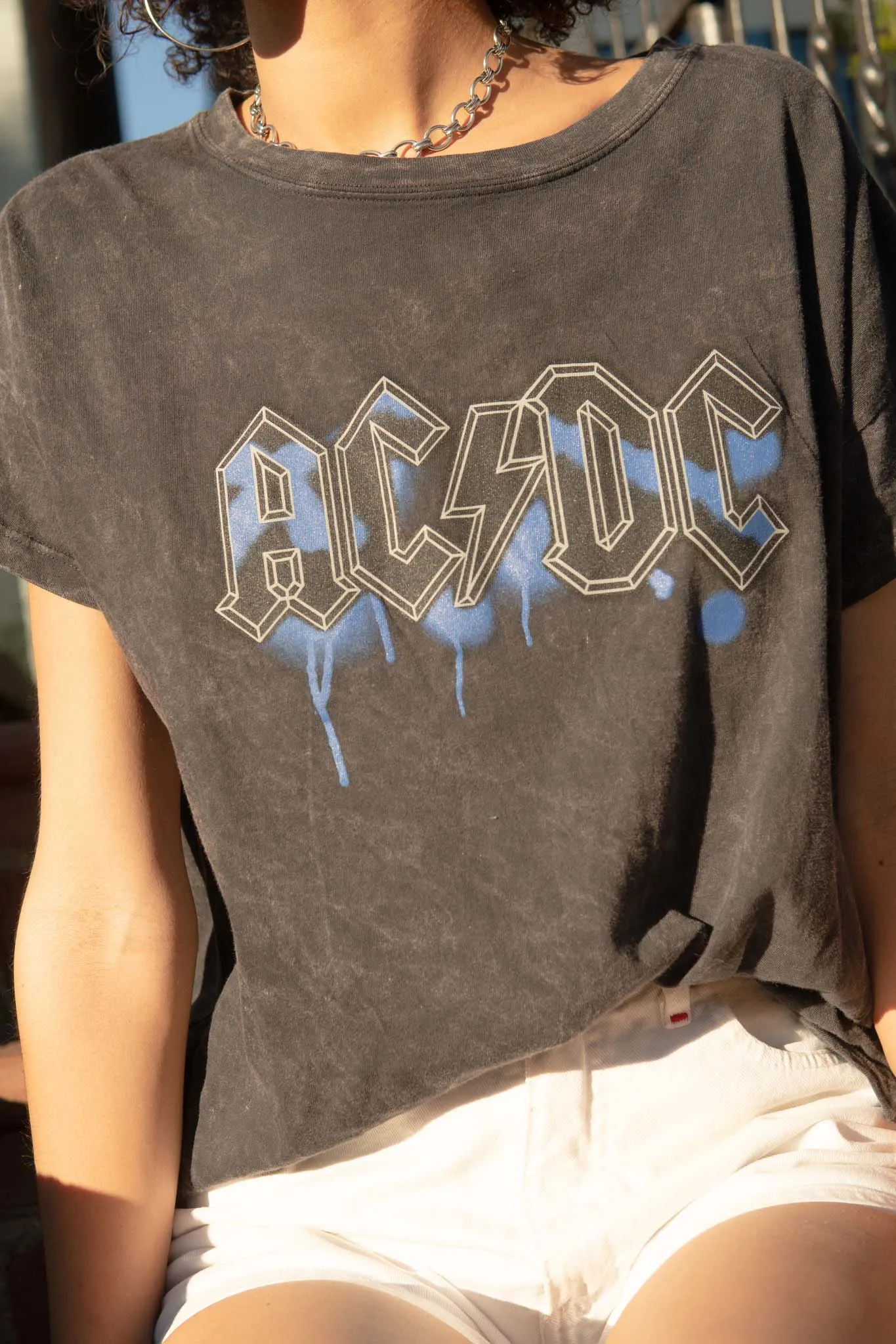 AC/DC Graffiti Logo Vintage-Wash Graphic Tee