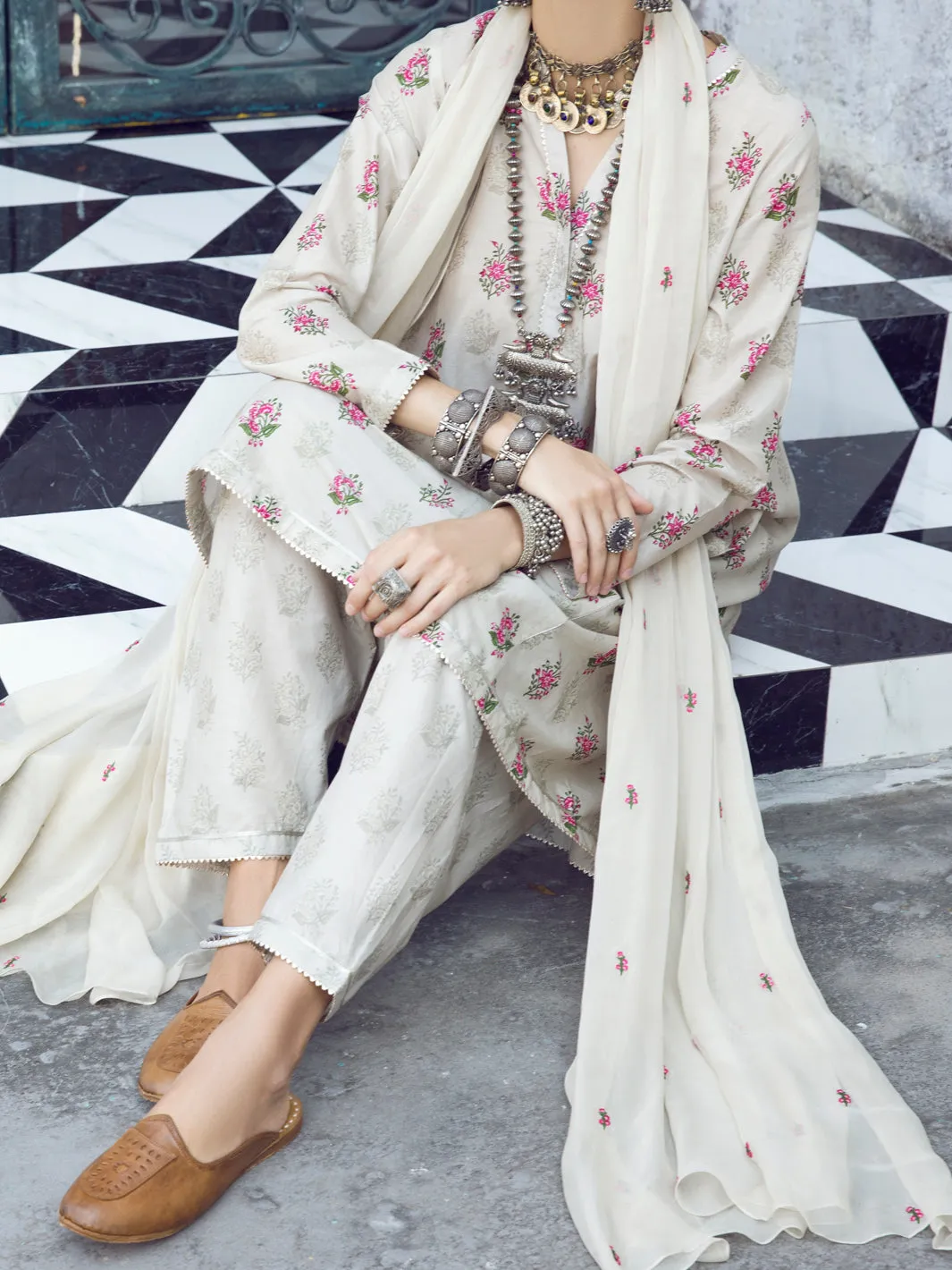 Beige Lawn 3 Piece Unstitched - ALP-3PS-1297