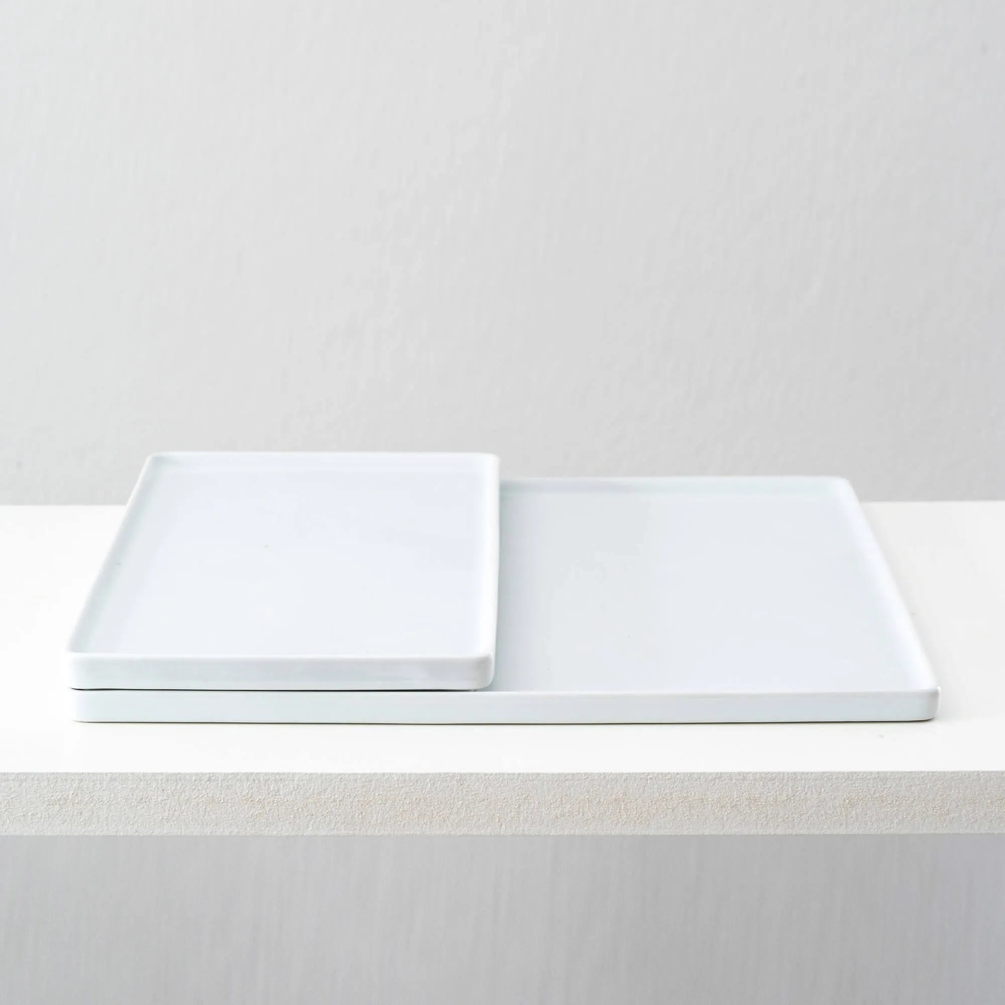 Square plate